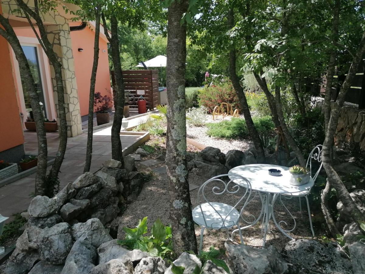 The Forest House Krk 2 Kras Luaran gambar