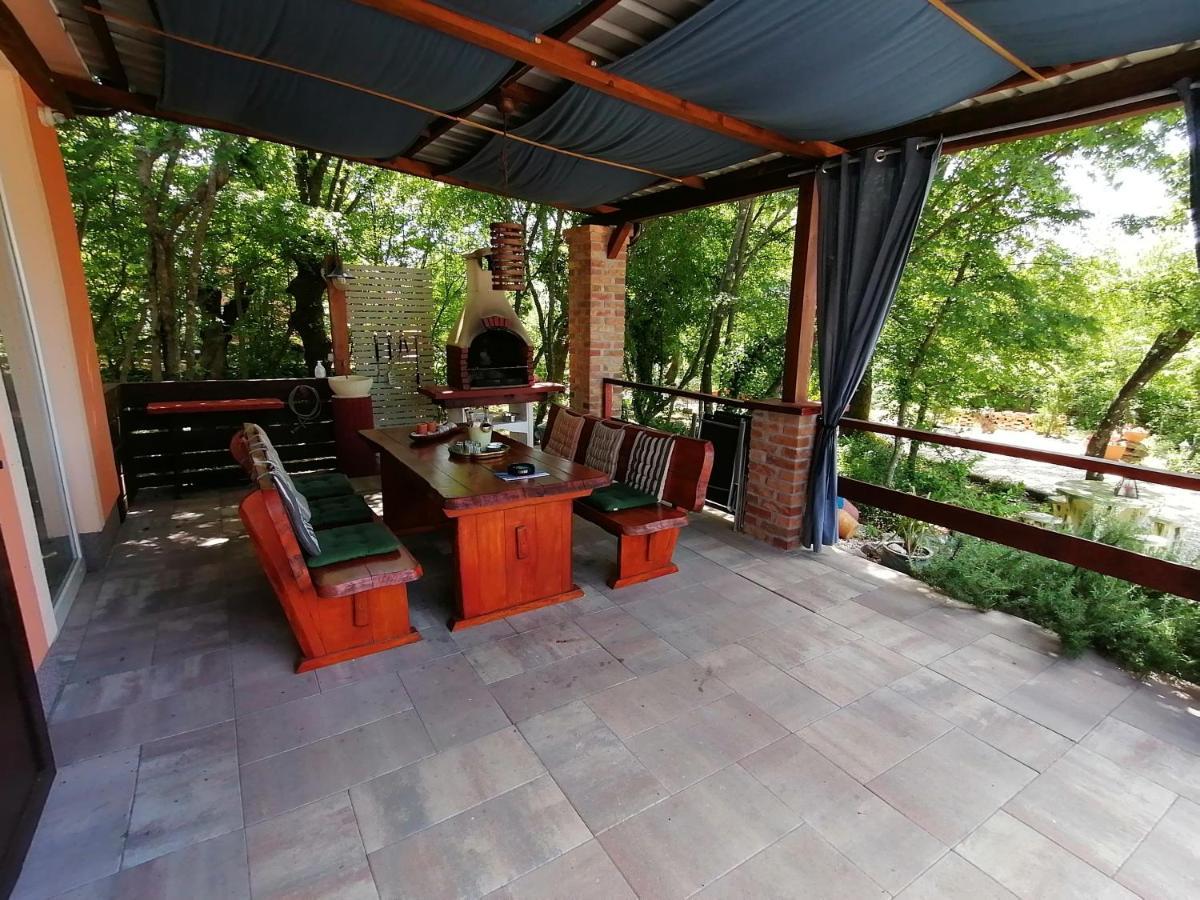 The Forest House Krk 2 Kras Luaran gambar
