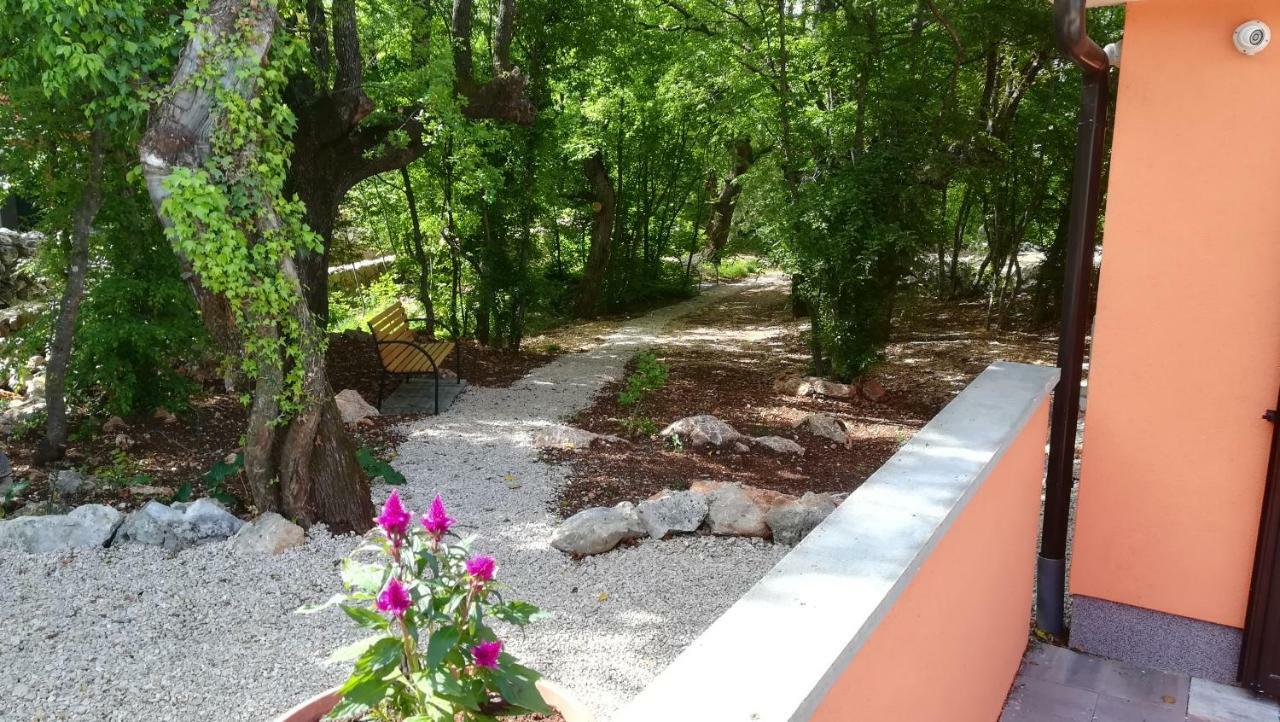 The Forest House Krk 2 Kras Luaran gambar